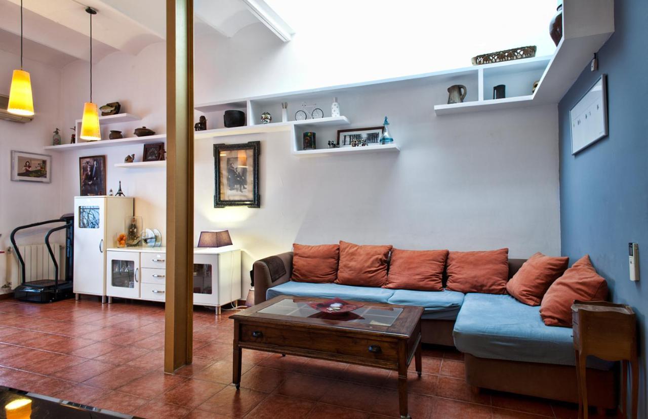 Holiday Home La Casa Azul Barcelona Luaran gambar