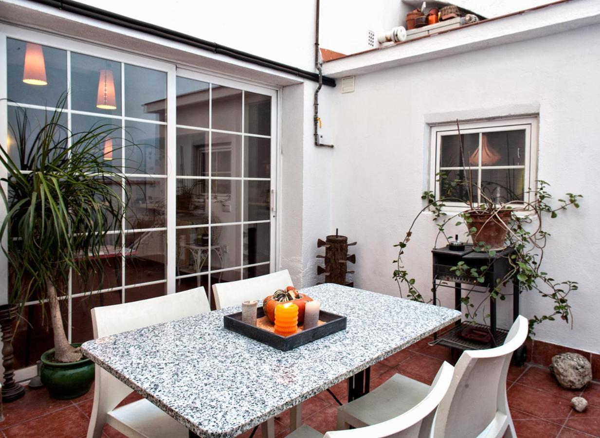 Holiday Home La Casa Azul Barcelona Luaran gambar